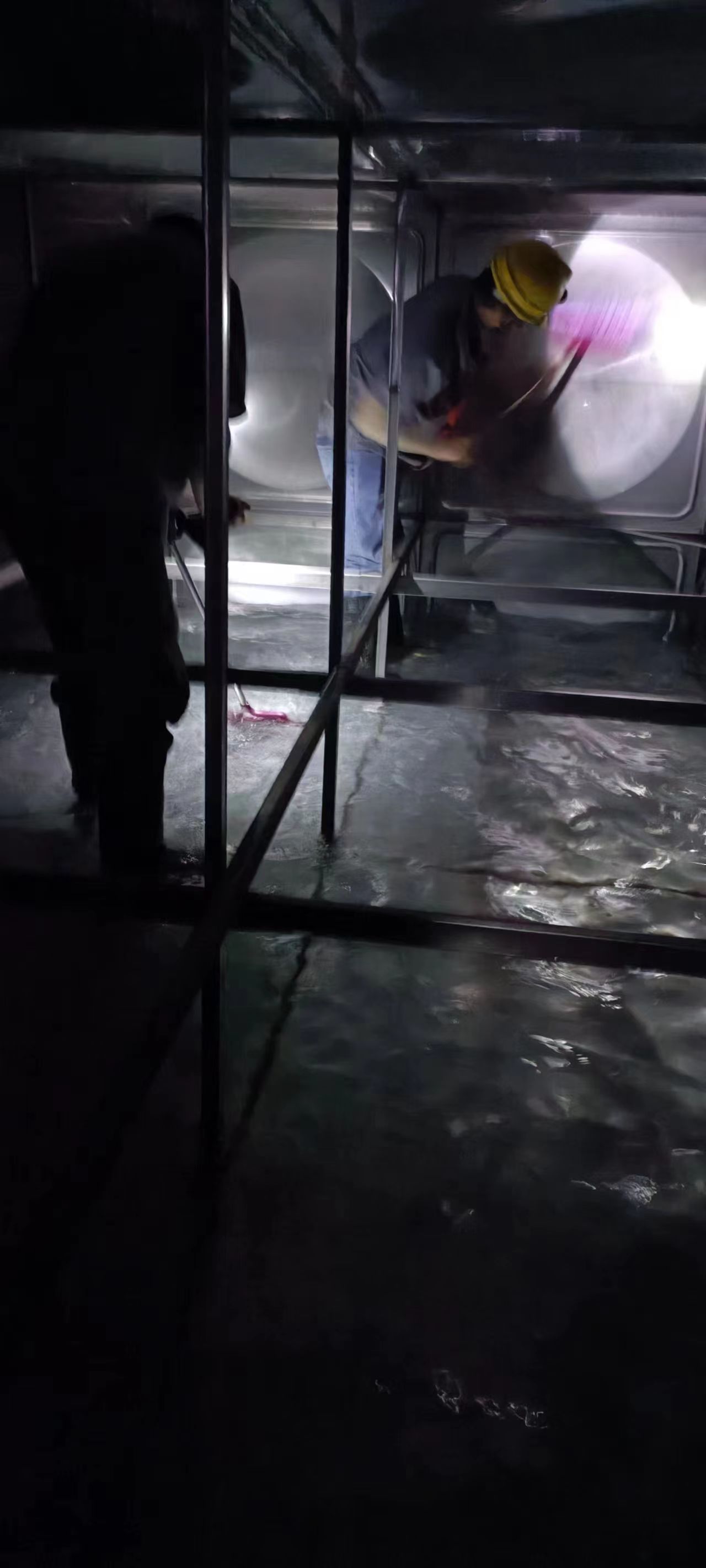 青浦赵巷水箱清洗 工业水箱清洗 厂房清洗水箱