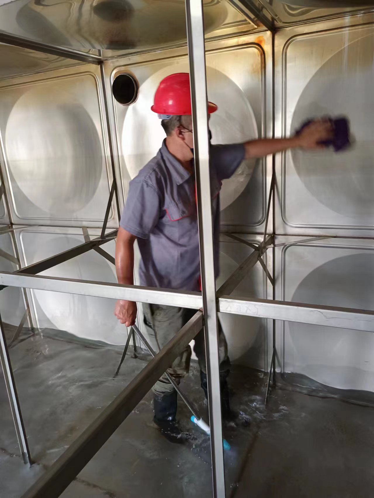 苏州昆山水箱清洗公司 昆山清洗水箱公司