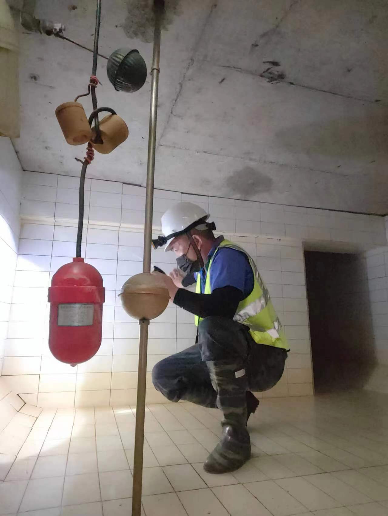 上海嘉定外冈清洗水箱公司