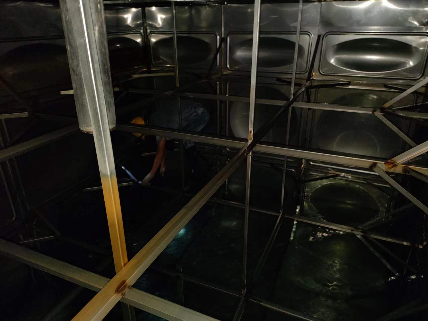 上海嘉定南翔清洗水箱 南翔小区水箱清洗 嘉定南翔商务楼水箱清