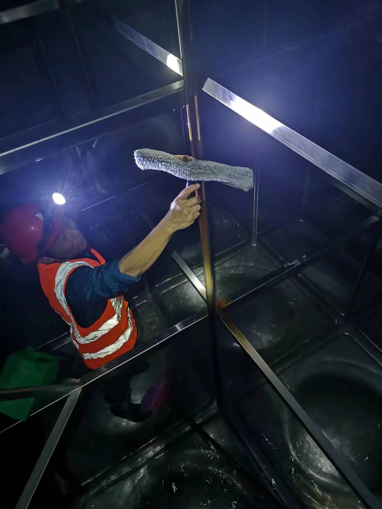 青浦北青公路水箱清洗公司