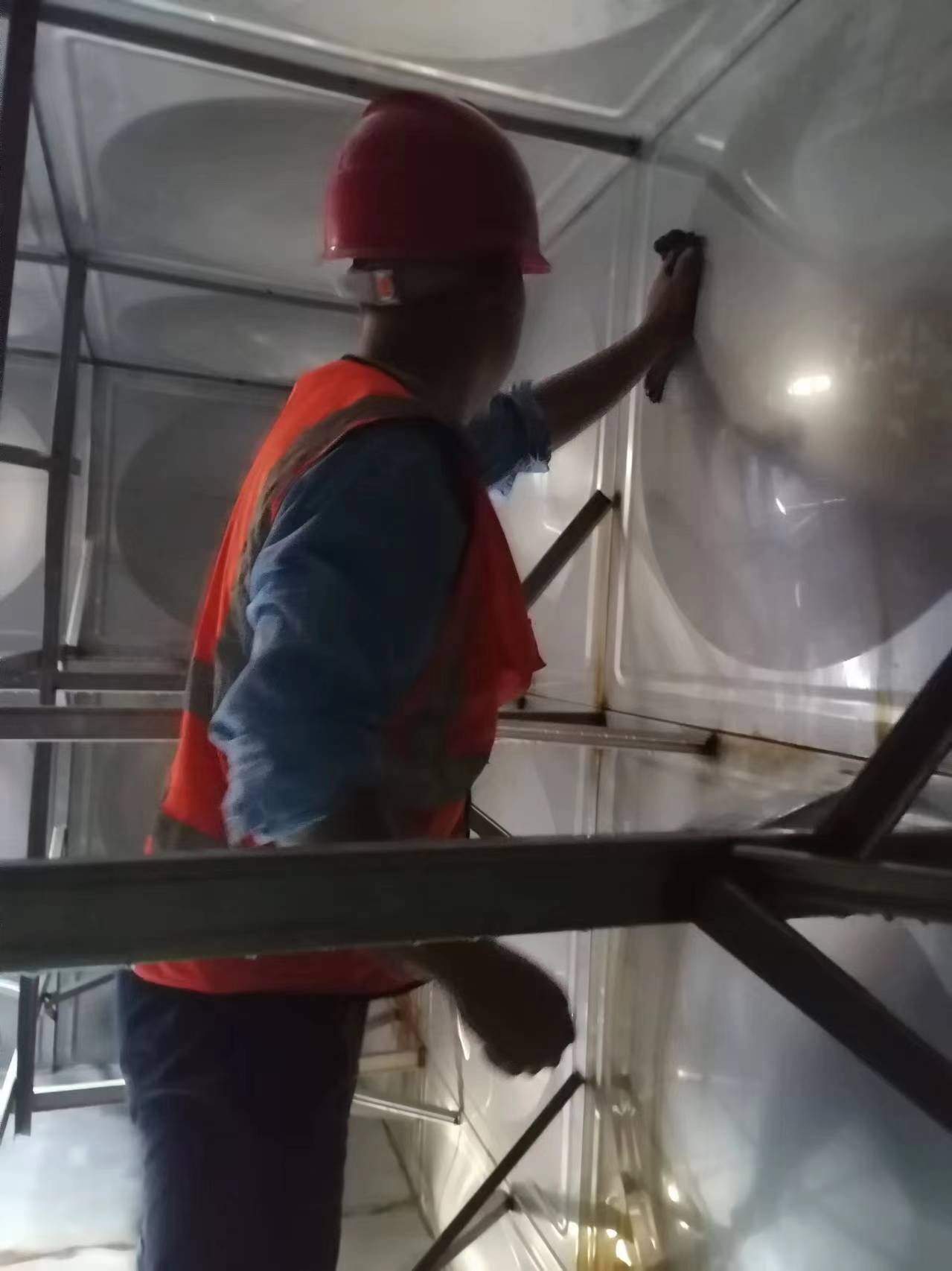 金泽清洗水箱公司