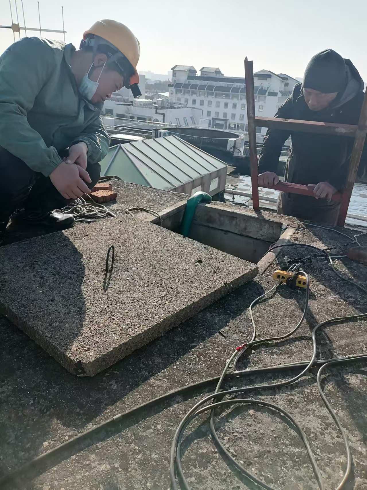 华新清洗水箱格栅